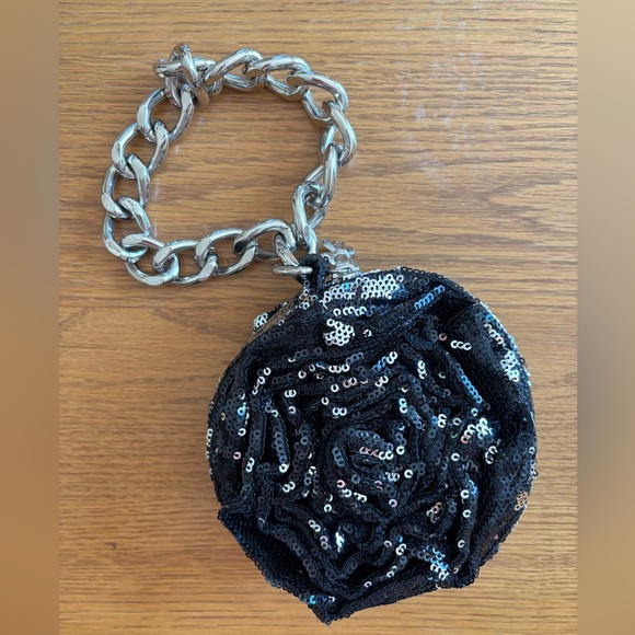 Vintage Betsy Johnson Black and Silver Sequin Rose Wristlet - Picture 1 of 10